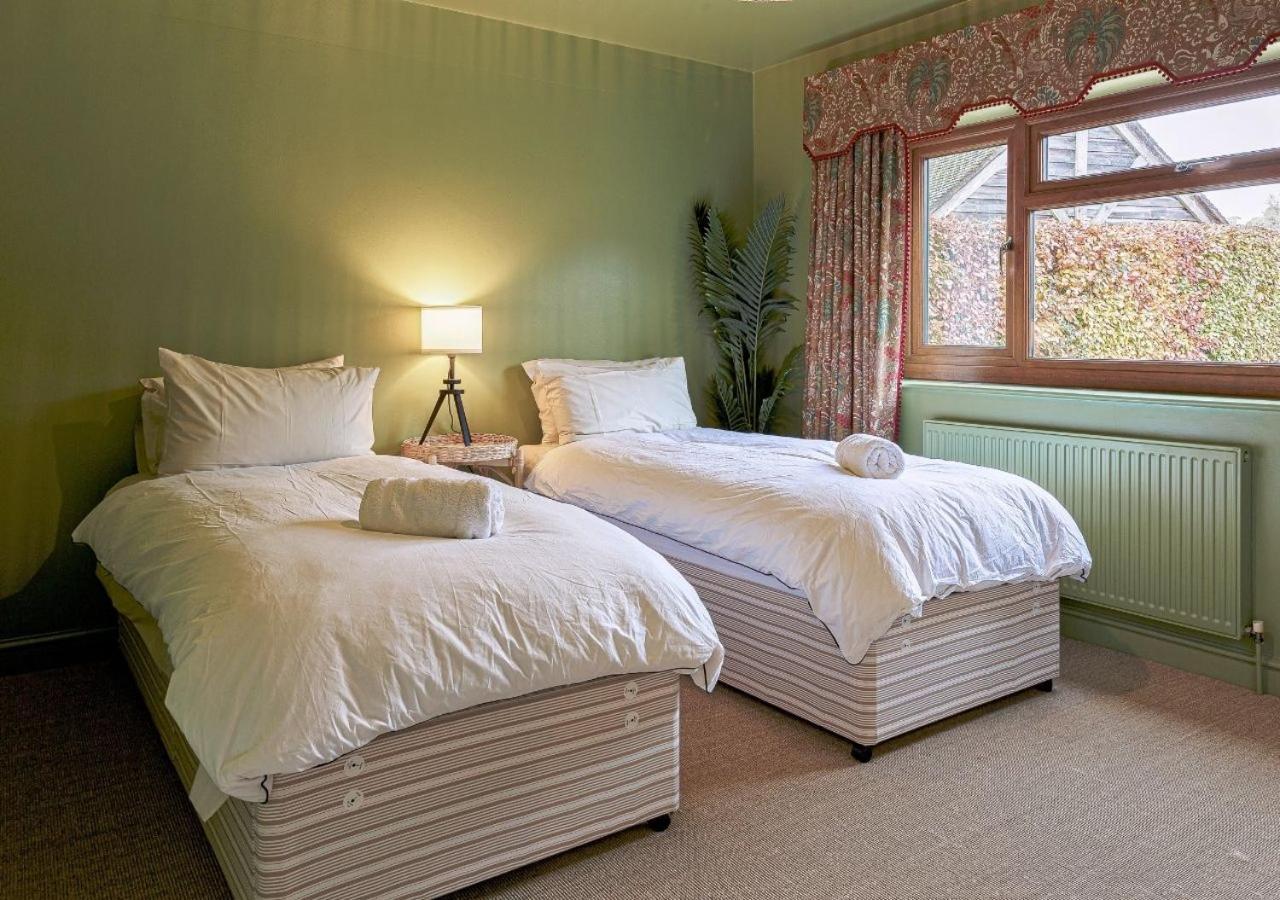 Charming 3Bd Cotswolds Family Retreat Villa Bourton-on-the-Water Ngoại thất bức ảnh