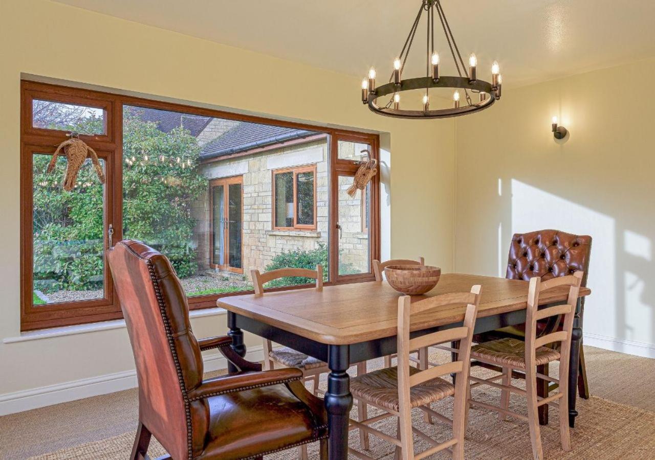 Charming 3Bd Cotswolds Family Retreat Villa Bourton-on-the-Water Ngoại thất bức ảnh