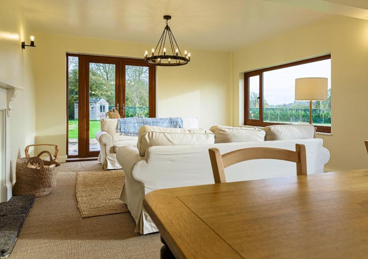Charming 3Bd Cotswolds Family Retreat Villa Bourton-on-the-Water Ngoại thất bức ảnh