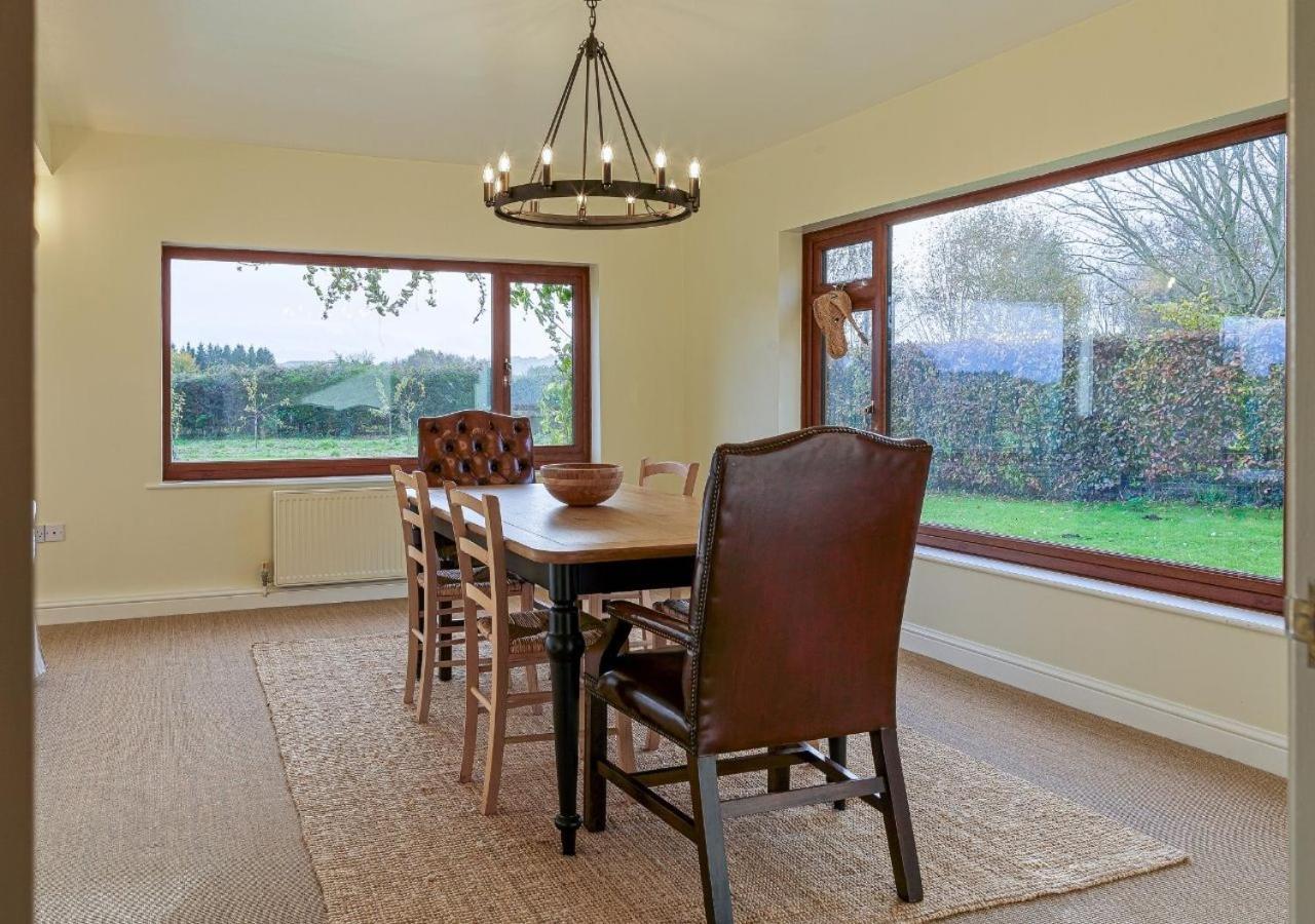 Charming 3Bd Cotswolds Family Retreat Villa Bourton-on-the-Water Ngoại thất bức ảnh