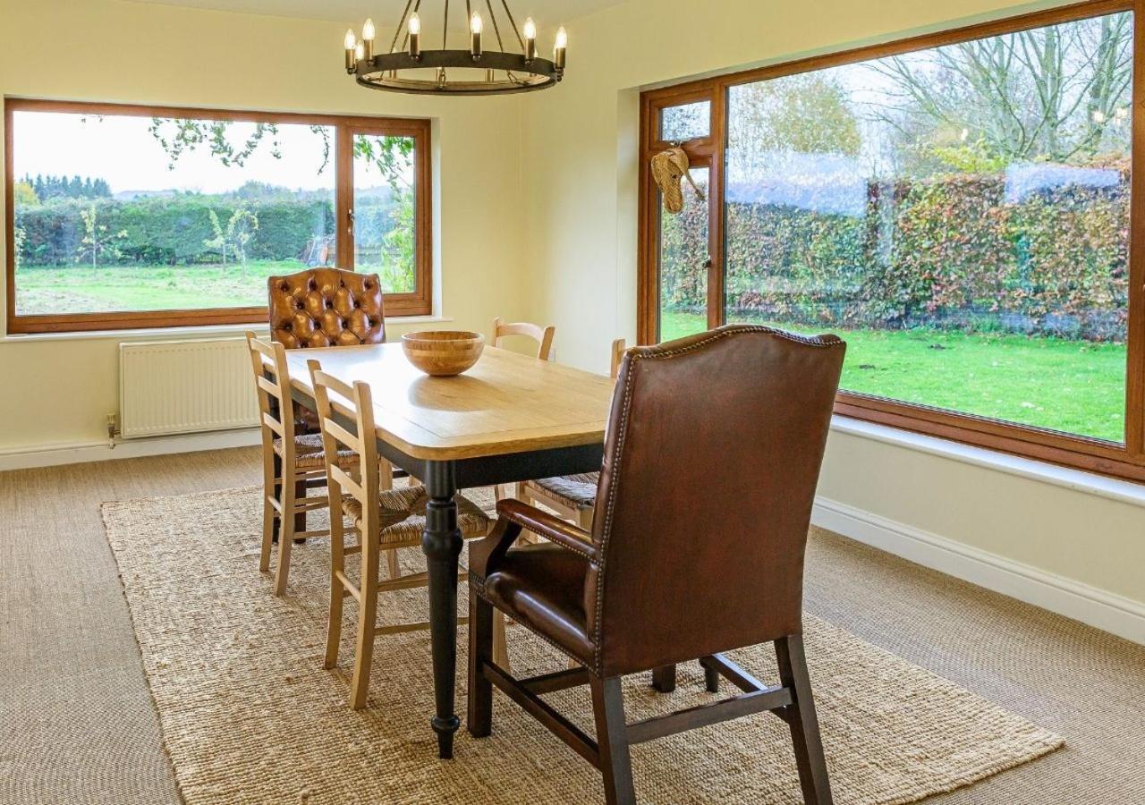 Charming 3Bd Cotswolds Family Retreat Villa Bourton-on-the-Water Ngoại thất bức ảnh