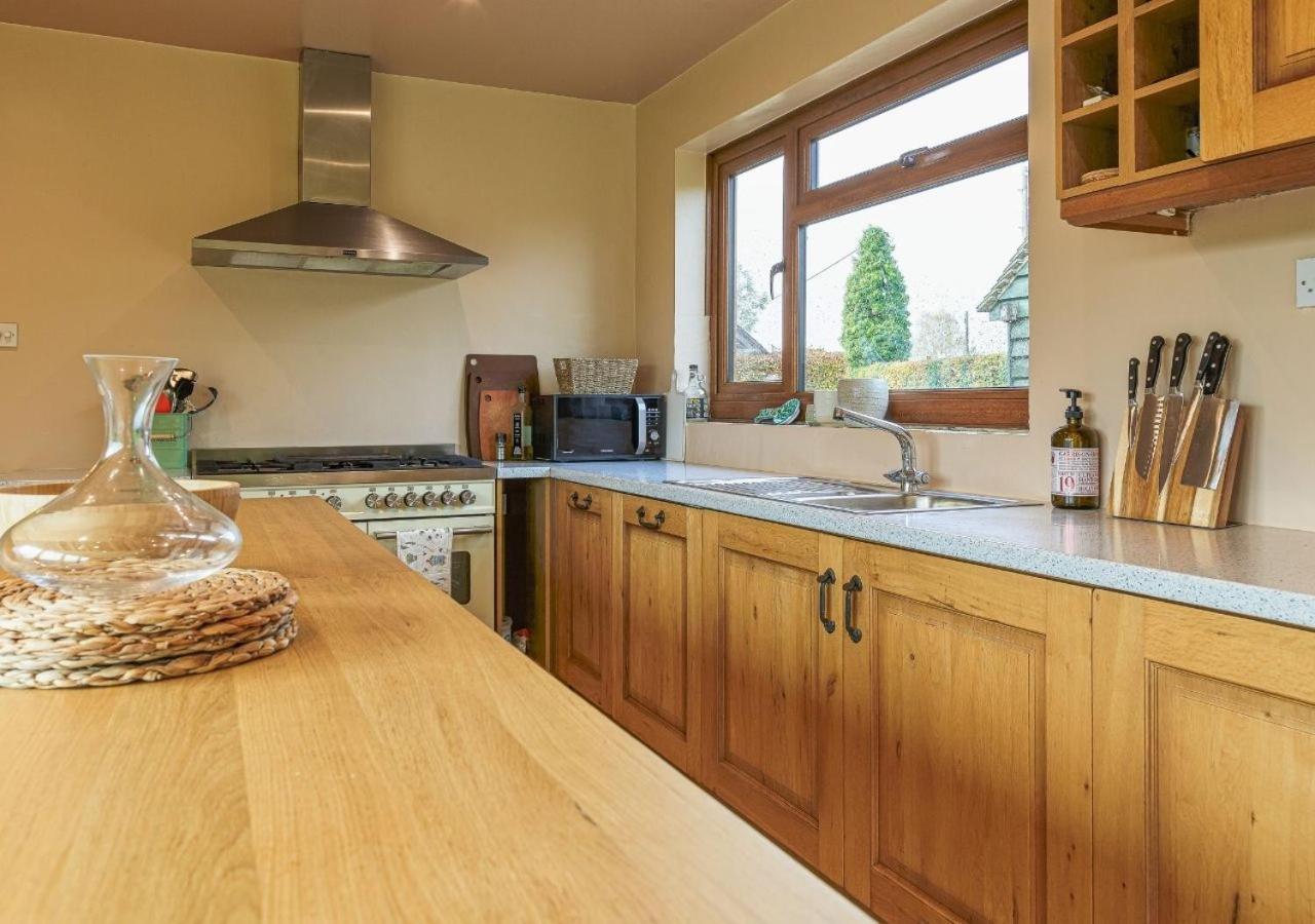 Charming 3Bd Cotswolds Family Retreat Villa Bourton-on-the-Water Ngoại thất bức ảnh